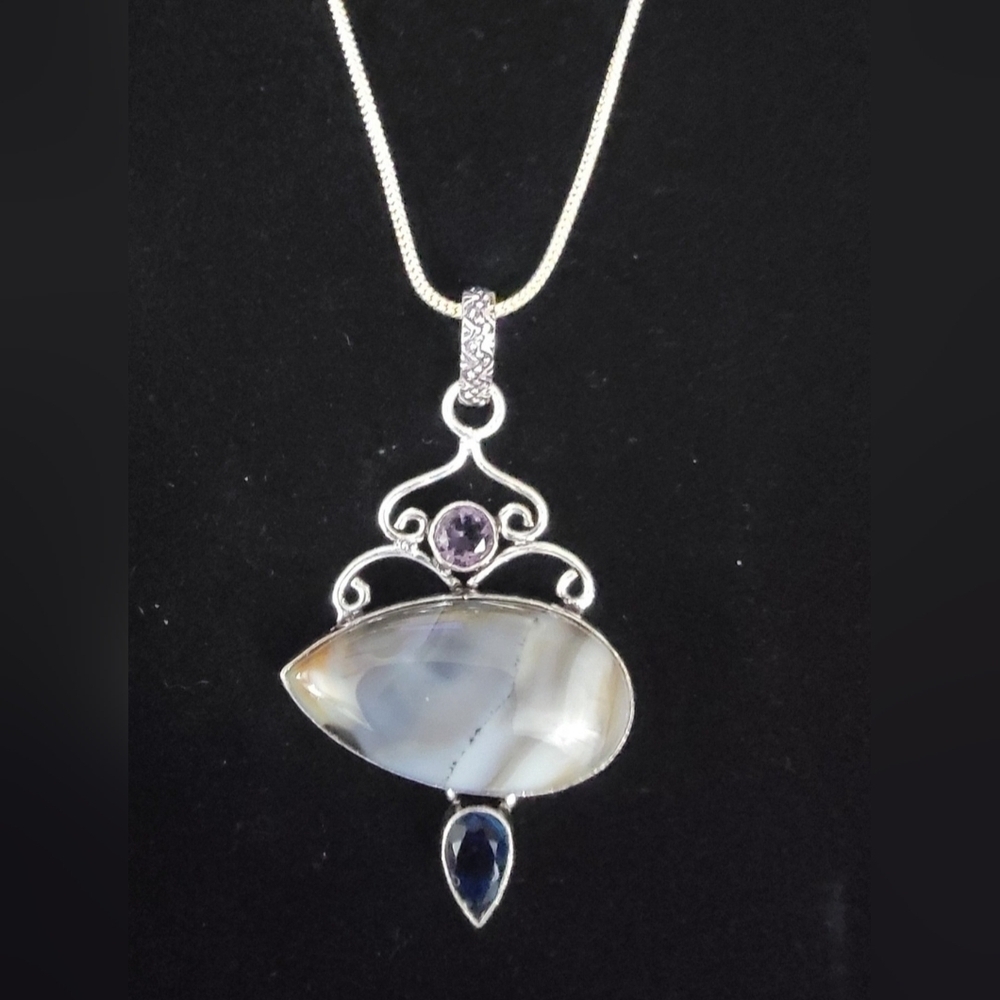 Handmade 925 Sterling Silver Botswana Lace Agate Gemstone Pendant & Chain